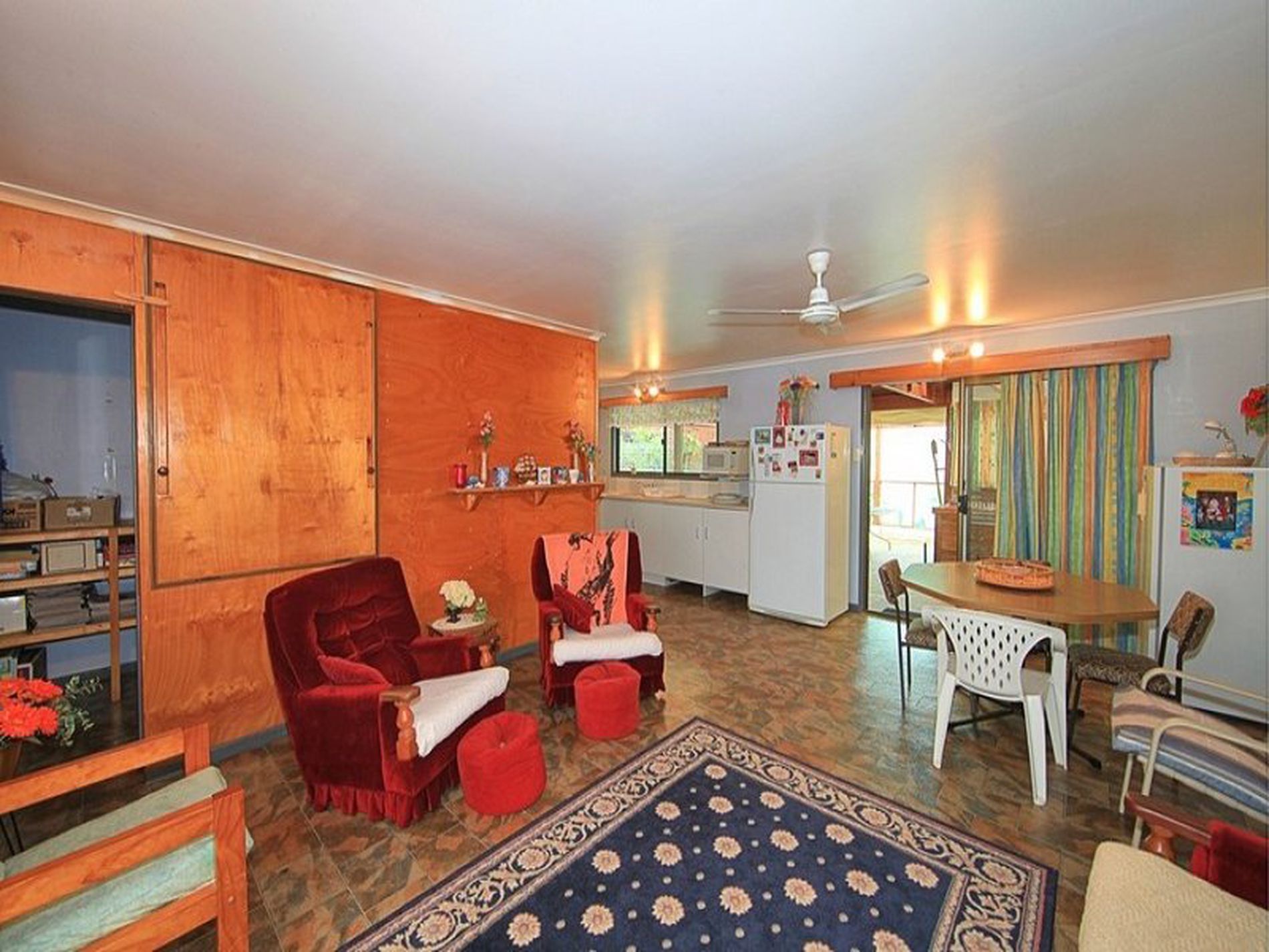42 First Avenue, Woodgate