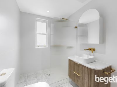 1 / 8 Rose Street, Ashfield