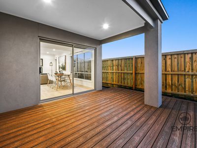29 Grazing Way, Clyde North