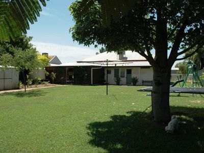 145 Wren street, Longreach