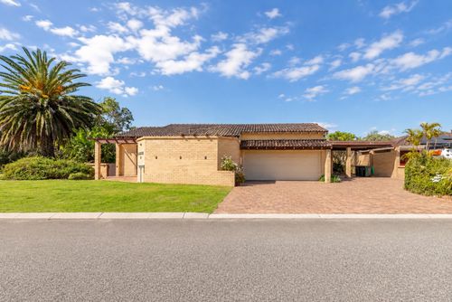 5 Lakeside Road, Churchlands