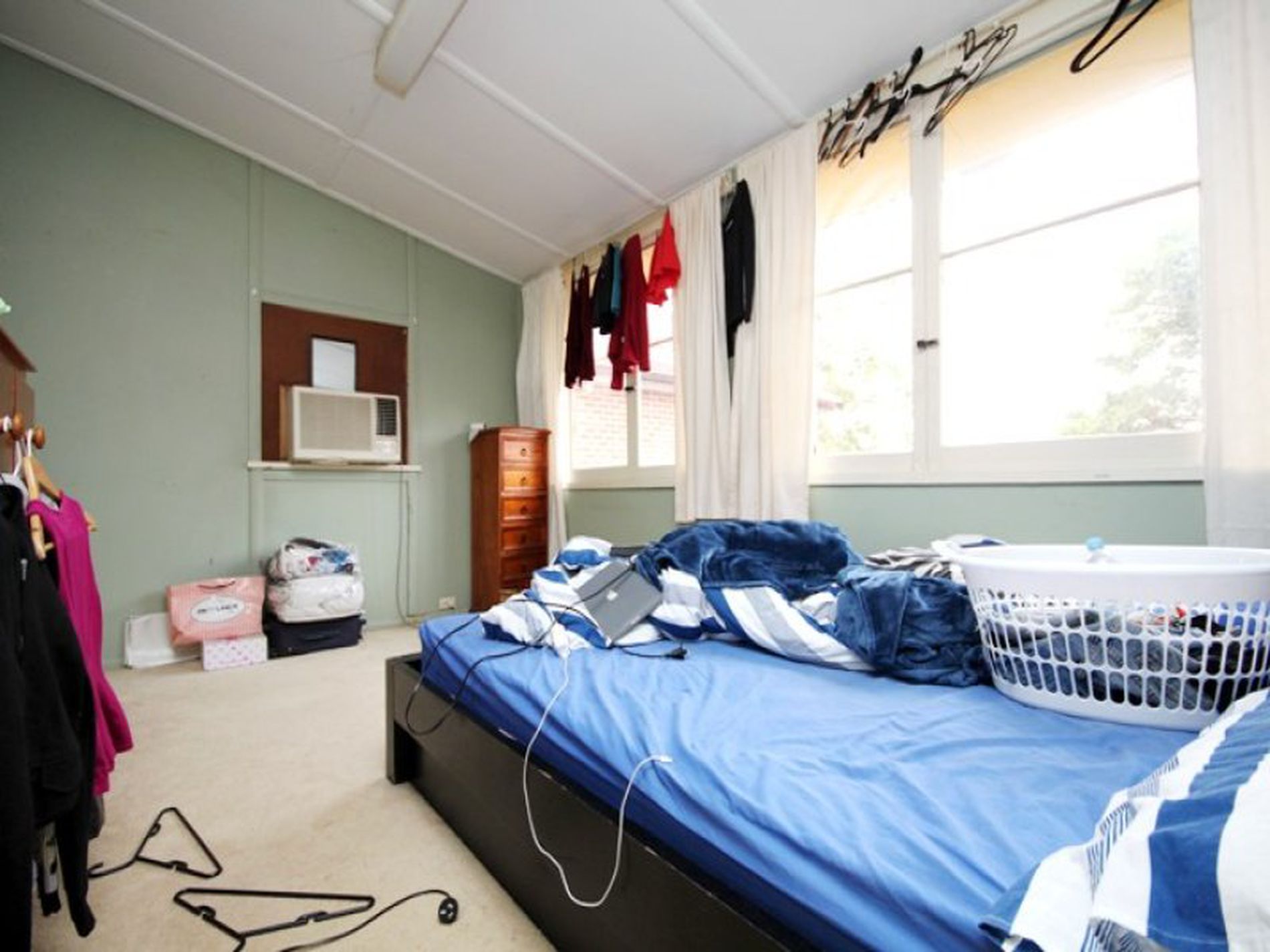 52 Fourth Avenue, Eastwood