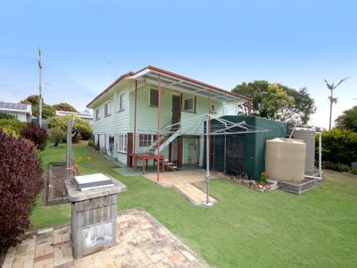 27 Wall Street, Bundamba
