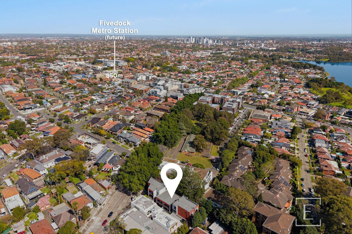 4 / 418 Lyons Road, Five Dock