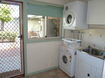 5 Clover Court, Horsham