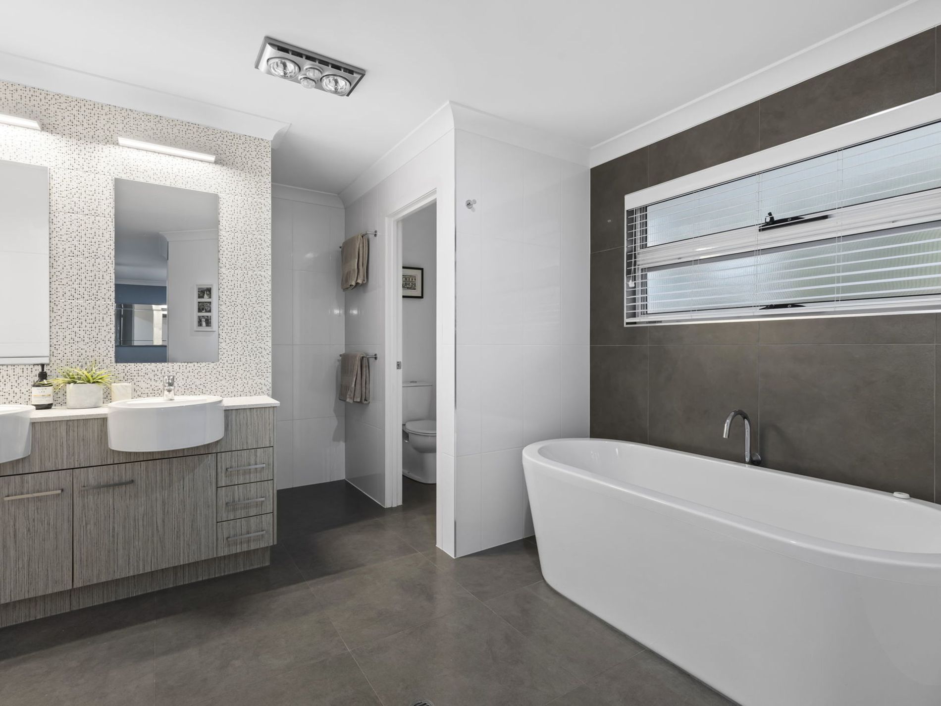 2 Foxwood Circuit, Wakerley