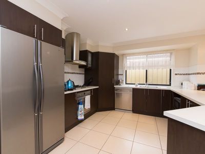 18 Cardiff Arms Avenue, Dubbo