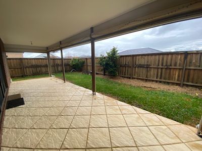 18 Merivale Drive, Truganina