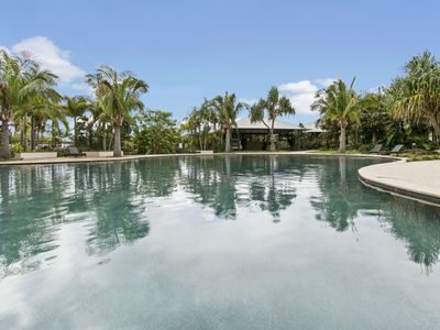 18 / 57 Grand Parade, Kawana Island