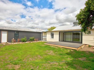 16 Johnson Street, Horsham