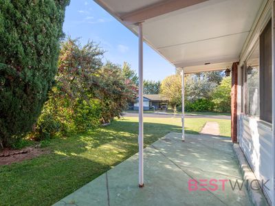 1 Maple Place, Blayney