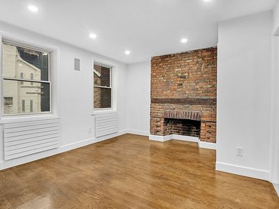 20 Christopher Street, New York, NY 10014, International