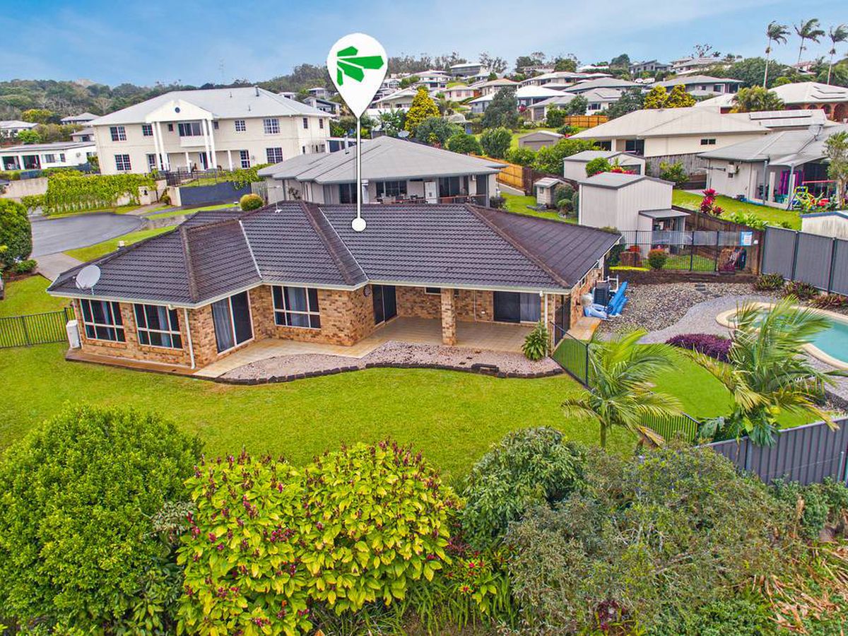 25 Storer Street, Atherton