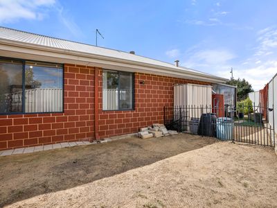 2 PENDRAGON LANE, Baldivis