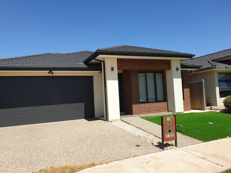 10 Rex Drive, Thornhill Park
