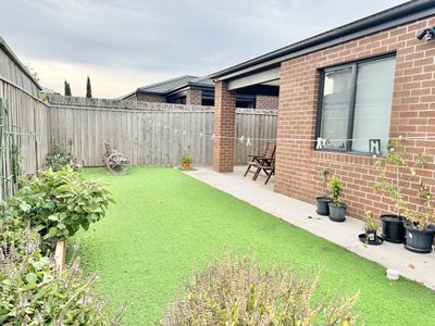13 Malt Drive, Manor Lakes