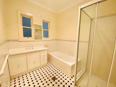 1 / 1 George Street, Dubbo