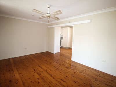 43 Barina Avenue, Lake Heights