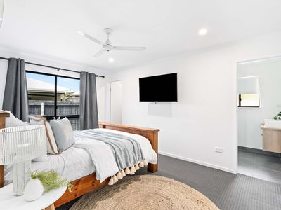 31 Avalon Drive, Rural View