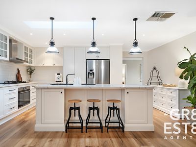 10 REDLEAF CLOSE, Hampton Park