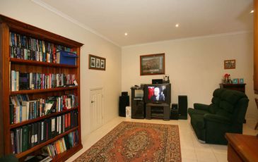 1B Gamble Avenue, Berwick