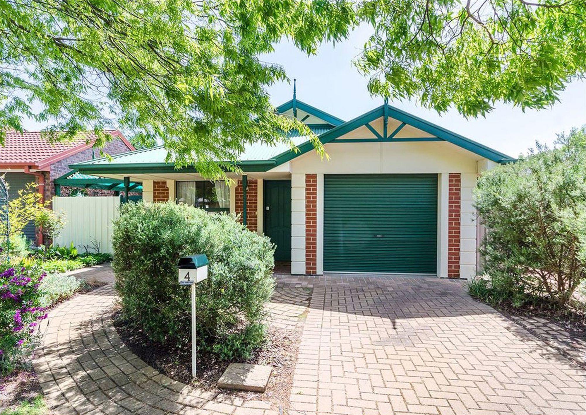4 Field Street, Oakden