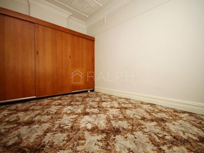 8 The Boulevarde, Lakemba