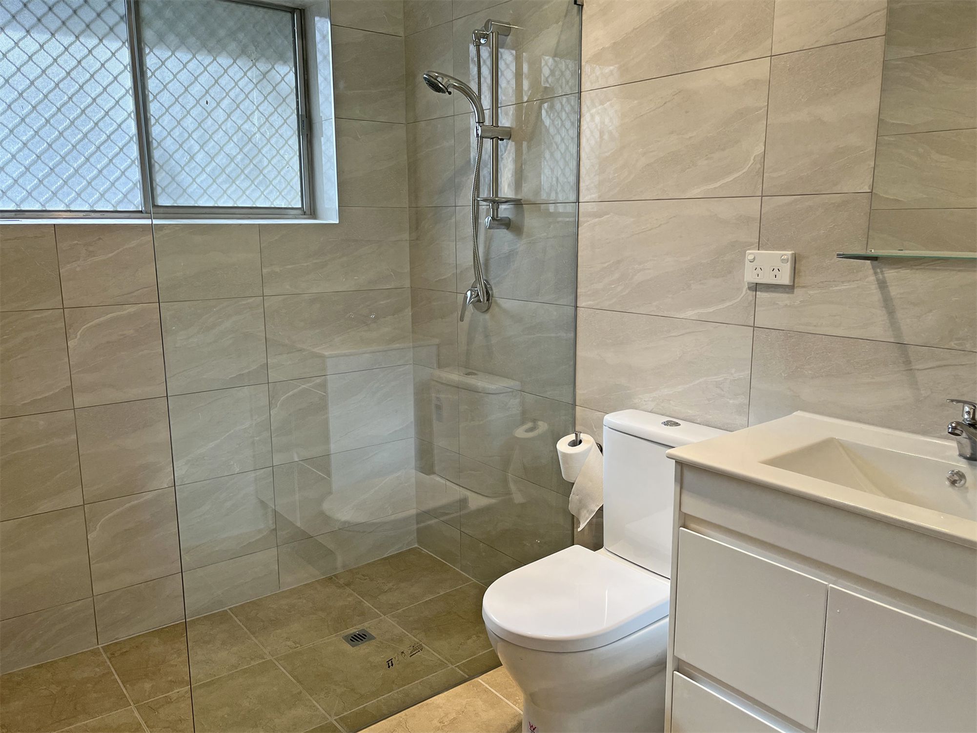 3 / 272 Hampstead Road, Clearview