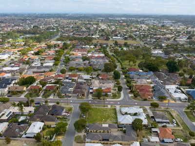 28 Stroughton Road, Westminster