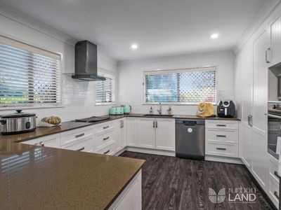 2 Harwoods Road, Walloon