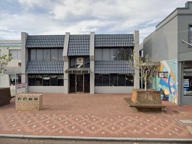 870 Beaufort Street, Inglewood