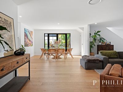 24 Gibraltar Drive, Isle Of Capri