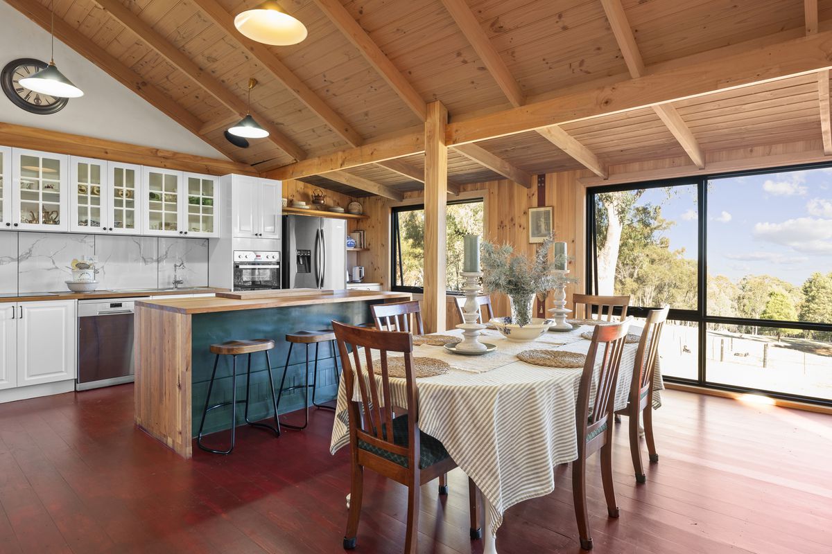 28 Bushland Close, Tolmie
