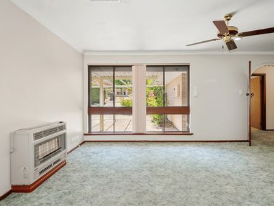 10 Katrina Terrace, Kelmscott