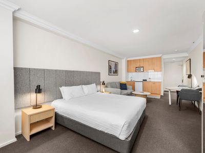 220 / 305 Murray Street, Perth