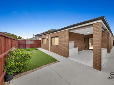 11 Pygoraa Way, Clyde North