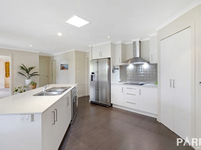 2 Kate Reed Drive, Prospect Vale