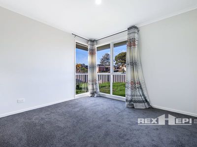 13 Cairns Road, Hampton Park