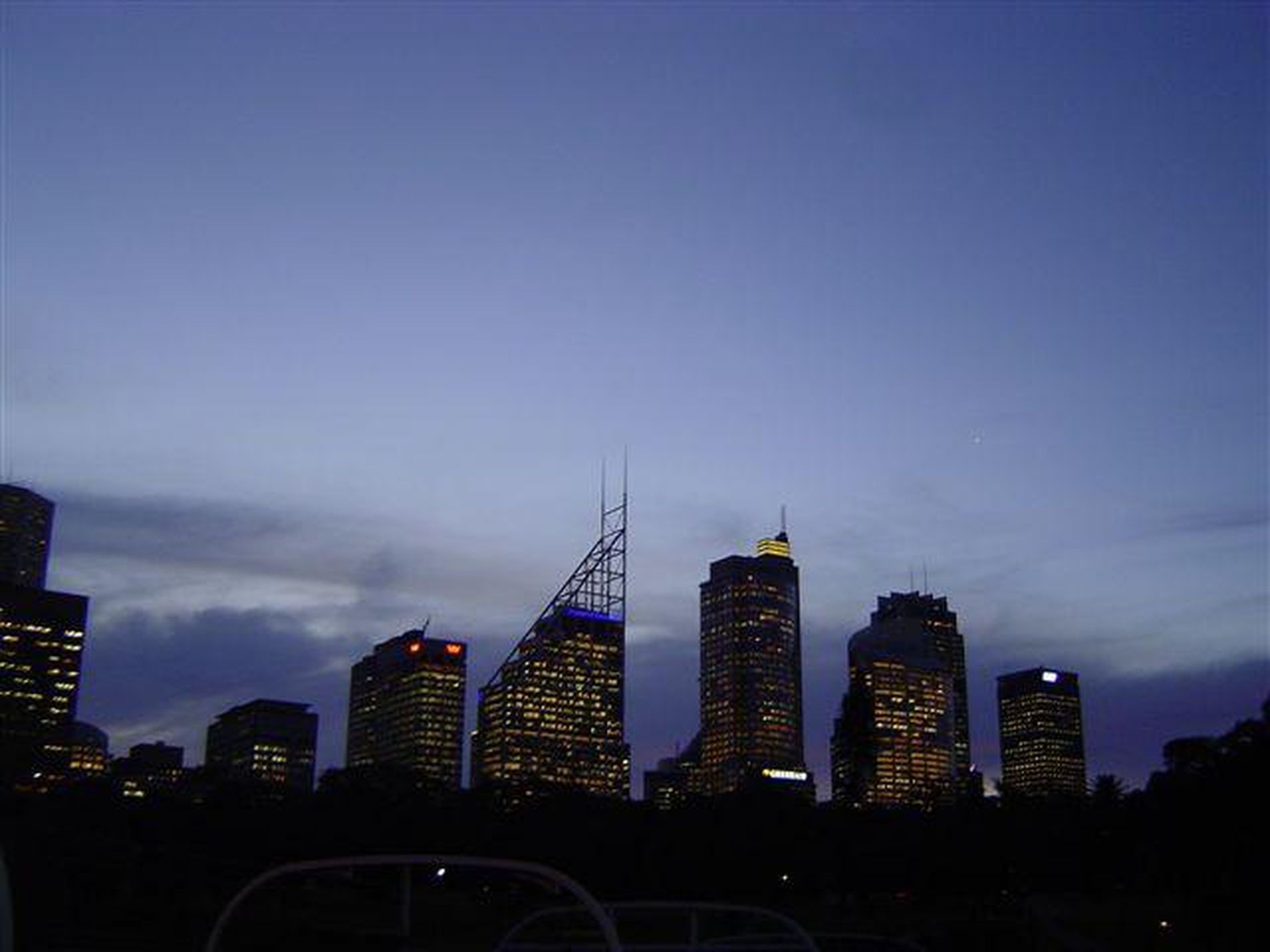 UNIT / 6 Sir John Young Crescent, Woolloomooloo