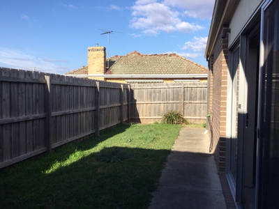 2 / 21 Austin Street, Werribee