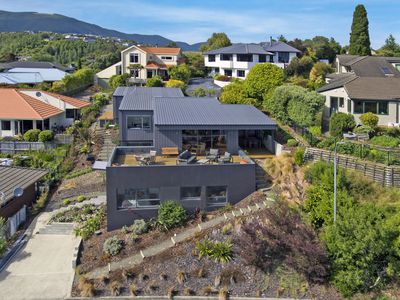 4 Leach Place, Enner Glynn