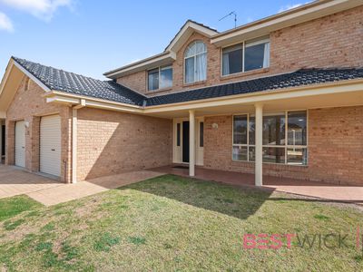 37 Cedar Drive, Llanarth