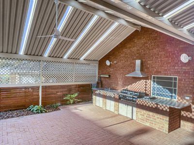 16 Willowbend Way, Dubbo
