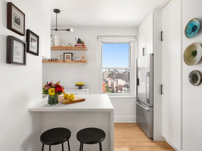 unit 14b / 365 West 20th Street, Manhattan, NY, International