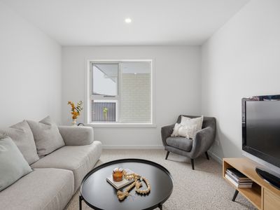 2 / 61 Stanley Street, Summerhill