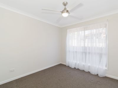4 Gembrook Court, Parkwood