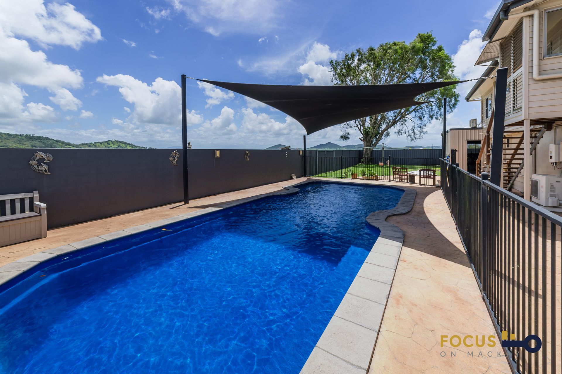 1123 Bruce Highway, Farleigh