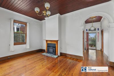 118 Carthage Street, Tamworth