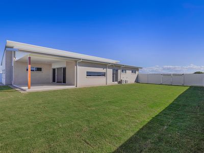 99 Logan Road, Innes Park