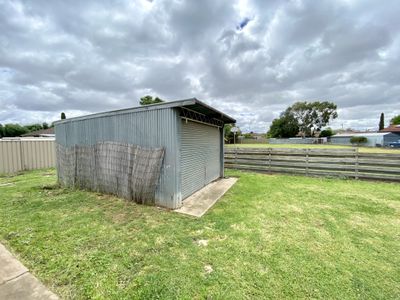 3 Greaves Crescent, Deniliquin